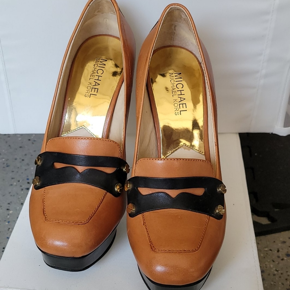 7M Michael Kors High Heels
